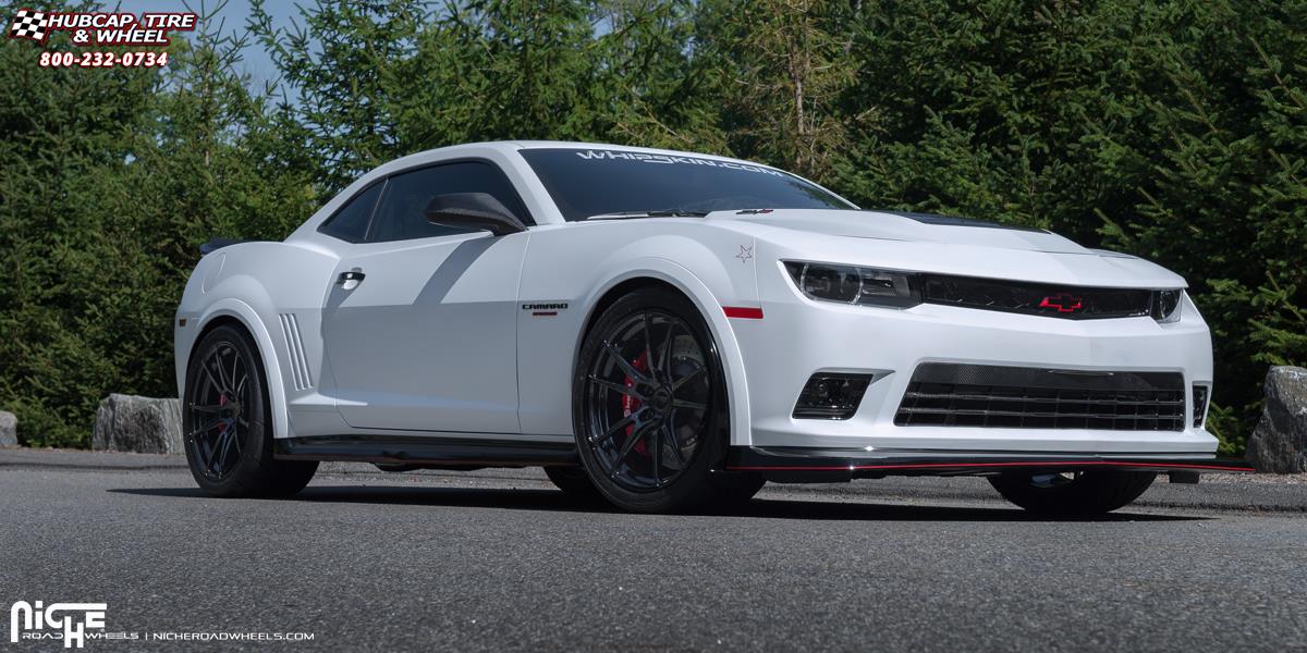 vehicle gallery/chevrolet camaro niche grand prix 20x10  Gloss Black wheels and rims